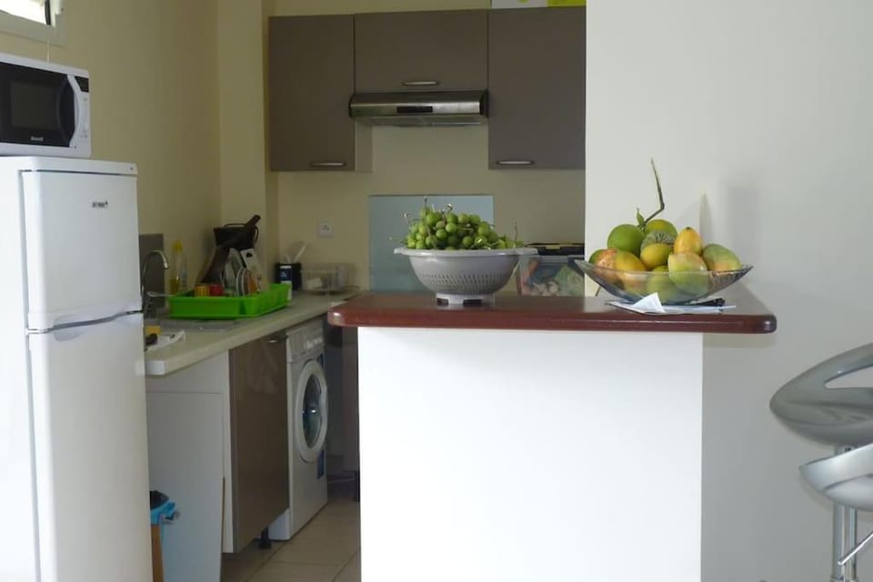 T2 Tt Confort/Wifi 200m plages Anses Mitan 3 Ilets Apartment in Les Trois-Îlets