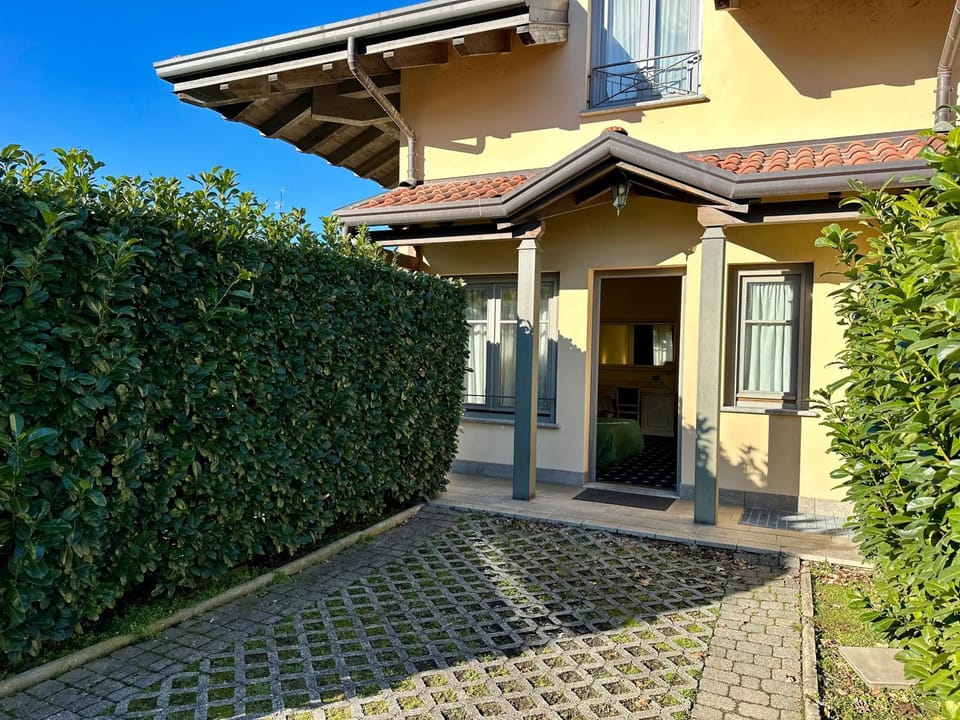 Property building, Garden view