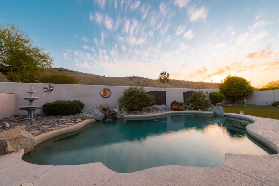 Mountain view, Swimming pool