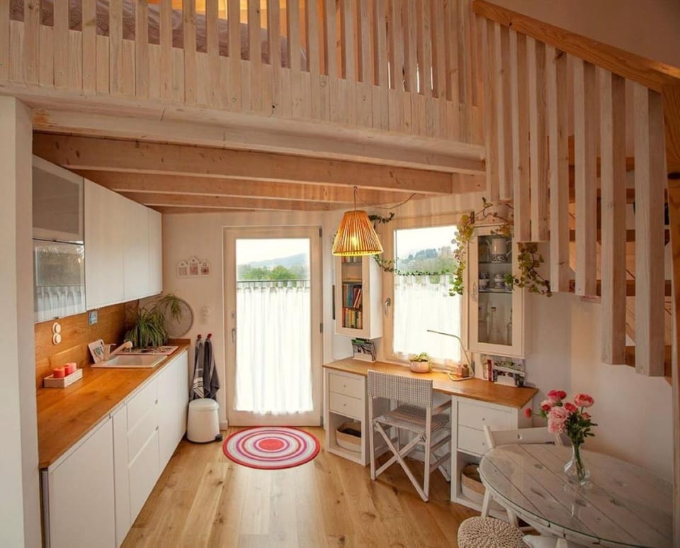 Kitchen or kitchenette, Lobby or reception, Seating area, Dining area