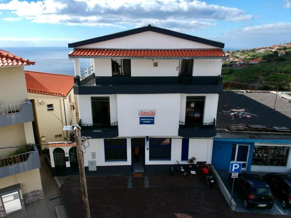 Mountain View Star Apartment in Madeira District