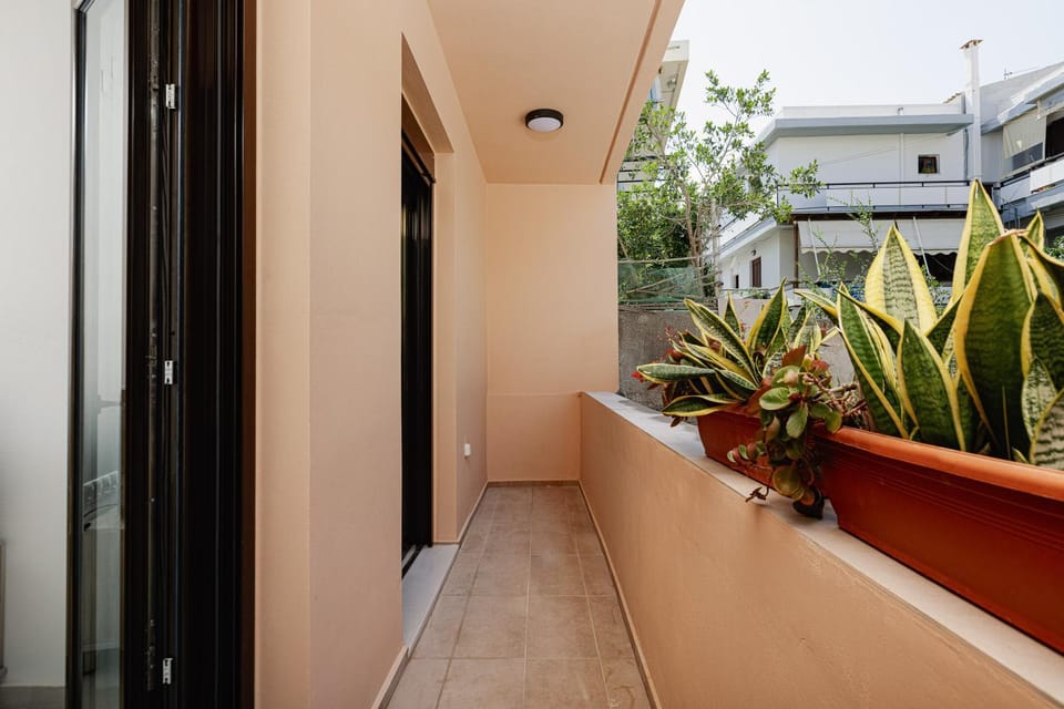 Property building, Balcony/Terrace