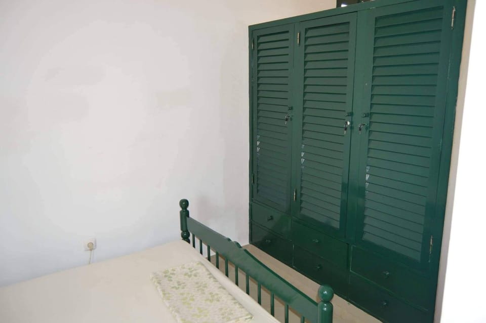 Apartamento T1 Mobilado com Wi-Fi Apartment in Praia