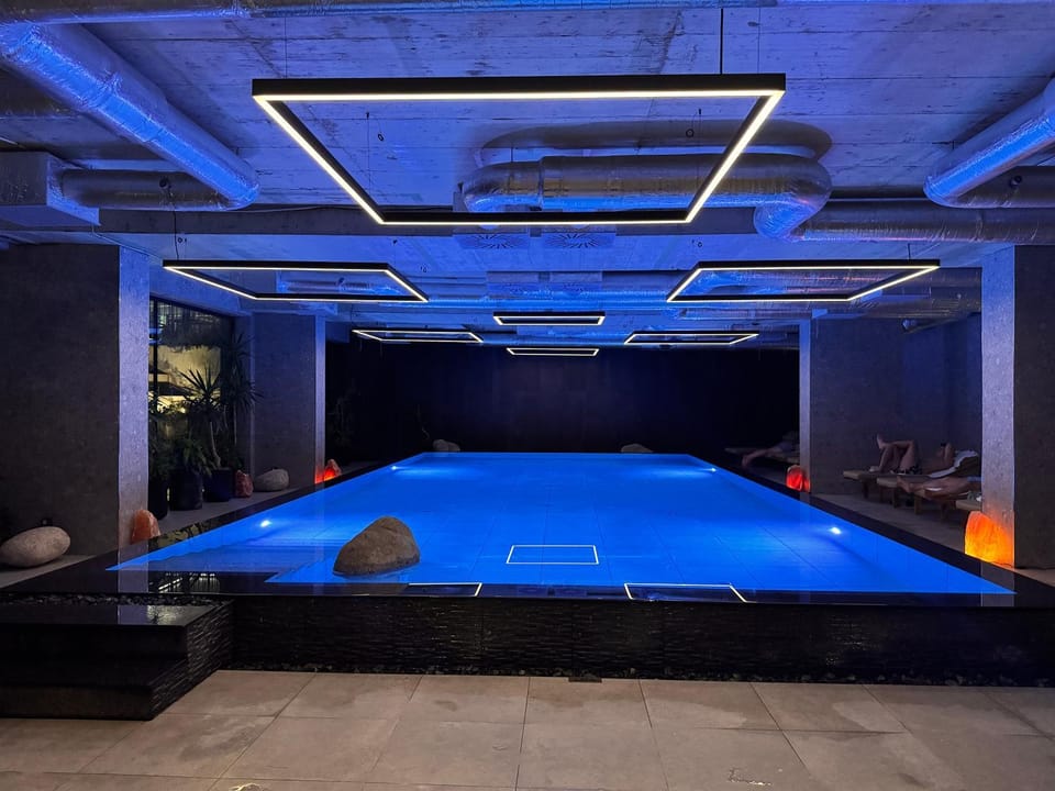 Spa and wellness centre/facilities, Swimming pool