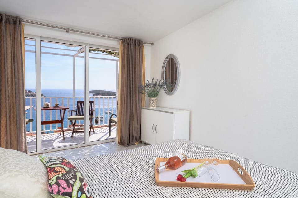Balcony/Terrace, Bedroom, Sea view