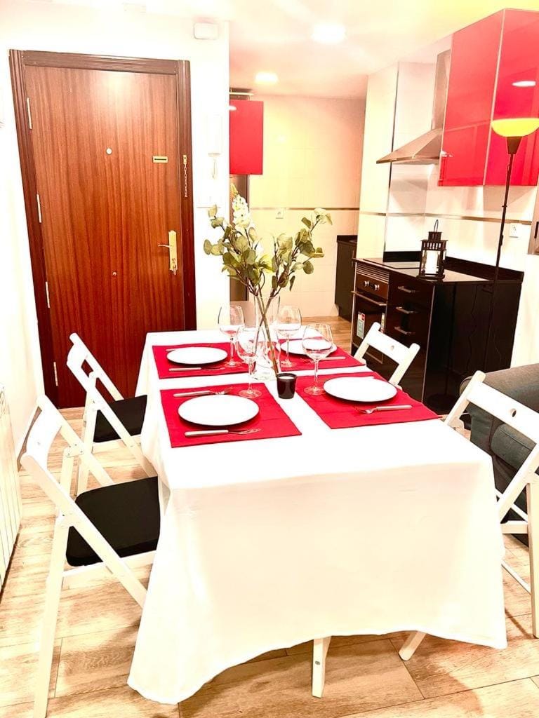 Apartament 4 Habitaciones Chueca Center Parking Apartment in Centro