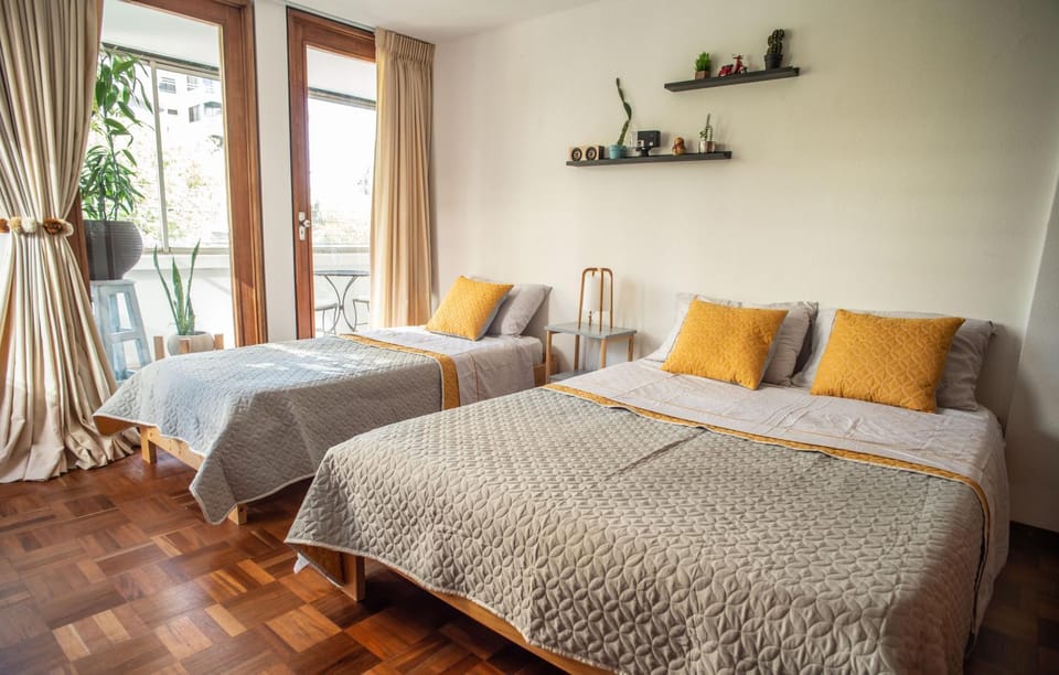 Apartamento Brown Vinyl - Alamos Apartment in Cochabamba