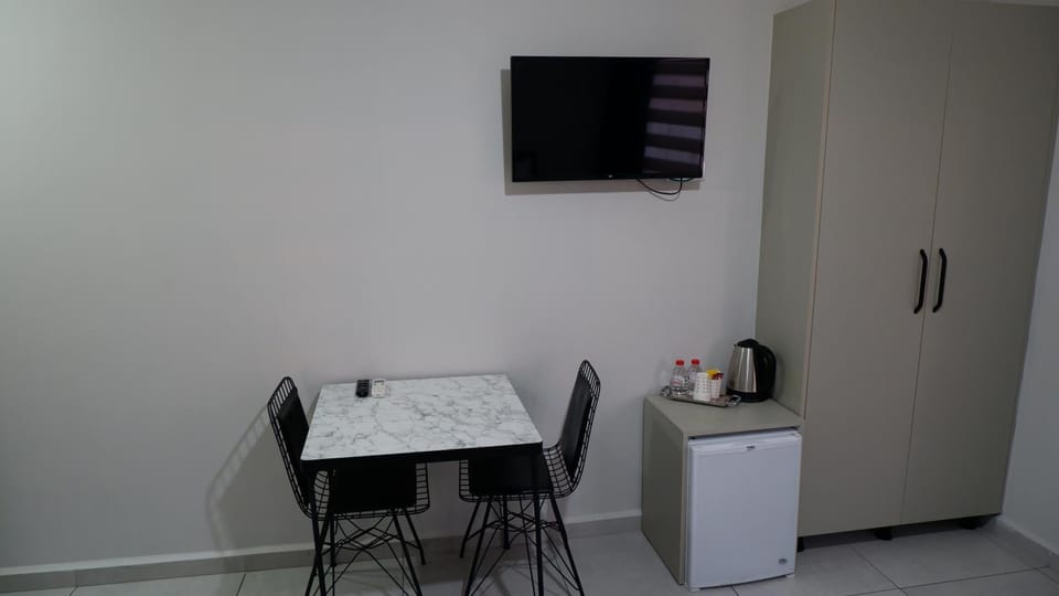 TV and multimedia, Dining area, minibar
