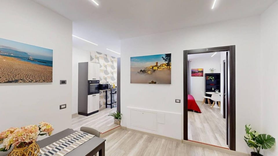 Kitchen or kitchenette, Living room, oven