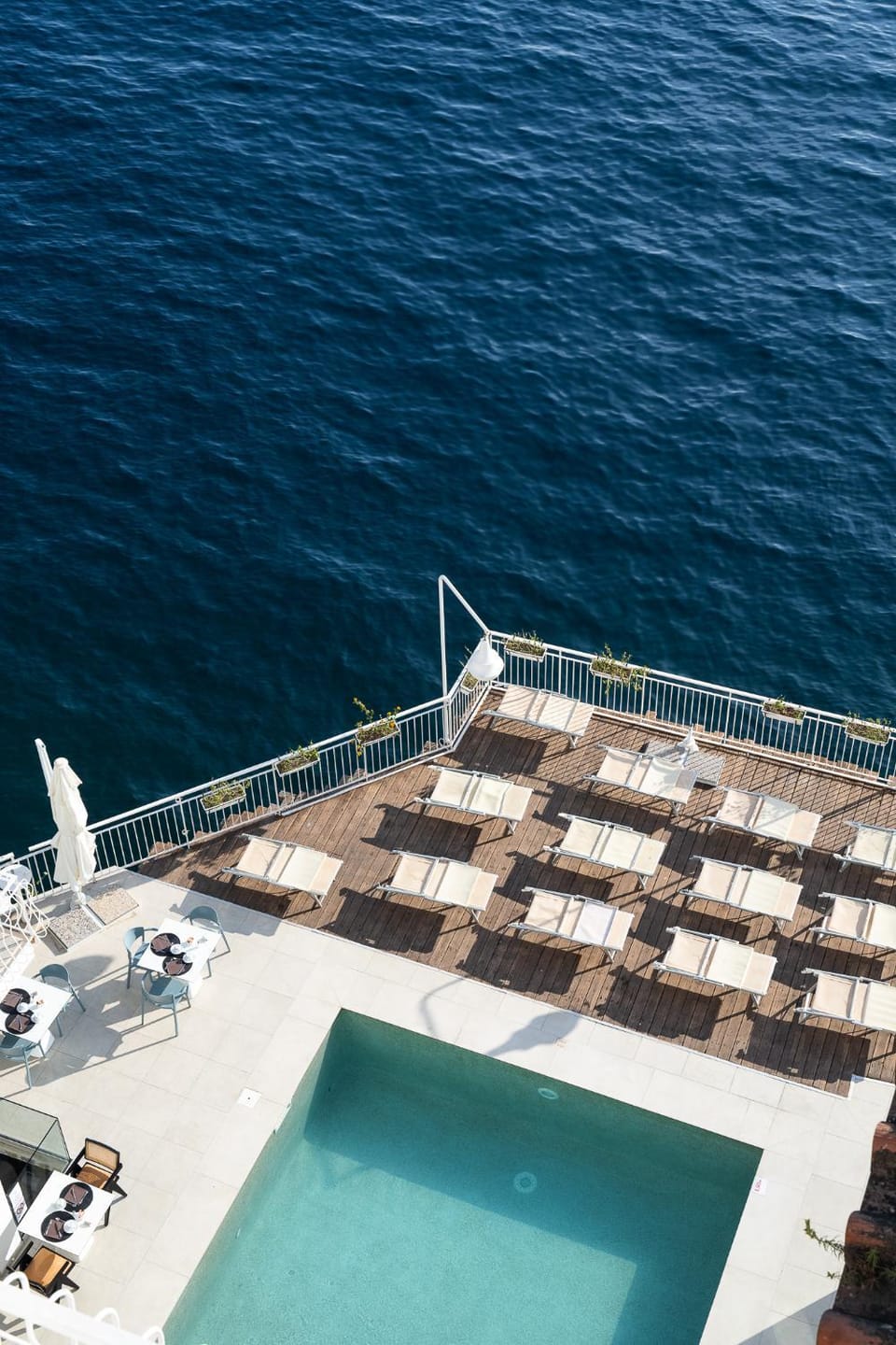 Pool view, Sea view, sunbed