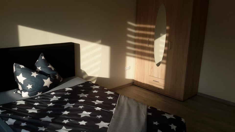 Workers Sleep Vacation rental in Wilhelmshaven