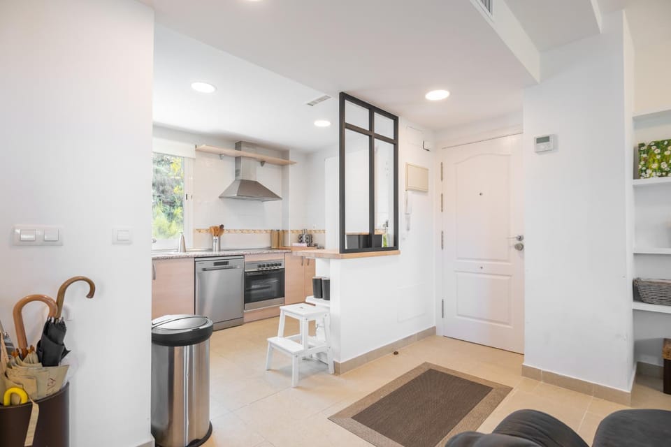 Coffee/tea facilities, Kitchen or kitchenette