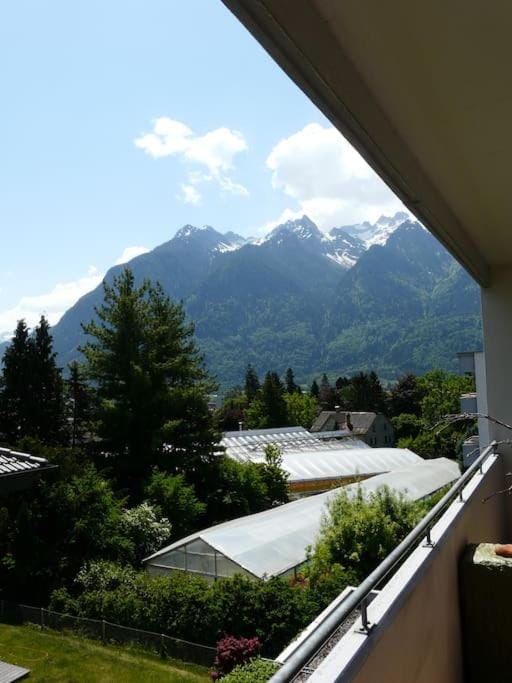 Balcony/Terrace, Mountain view