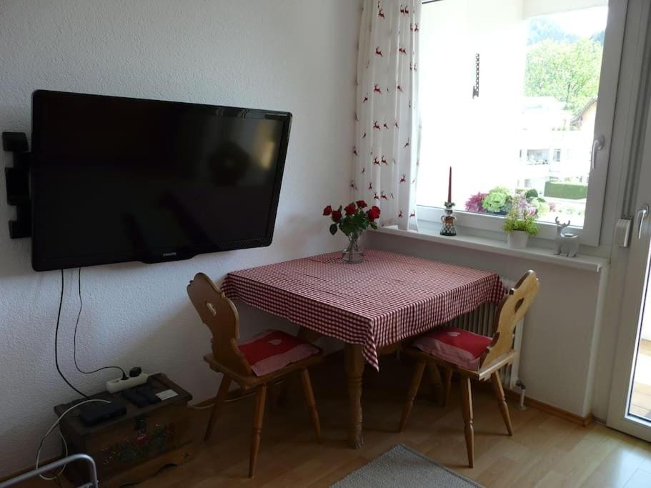 TV and multimedia, Photo of the whole room