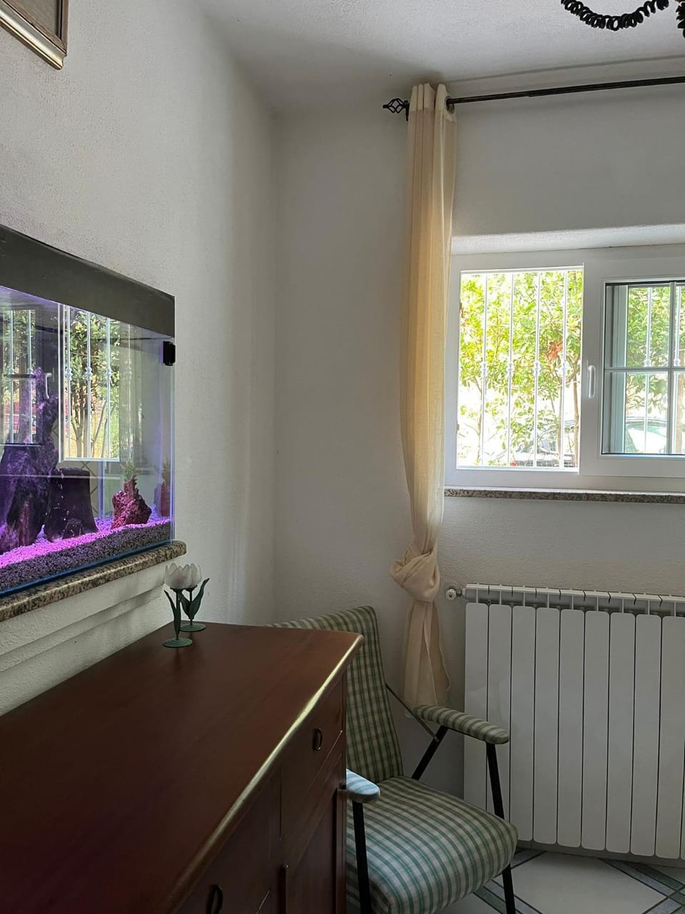 Communal lounge/ TV room
