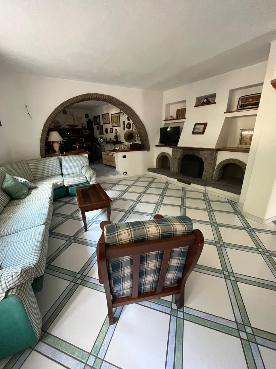 Communal lounge/ TV room