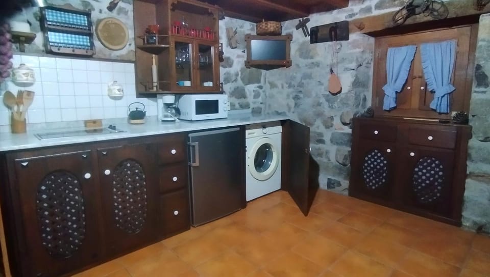 Casa Rural El Cotu en Cangas de Onís House in Asturias