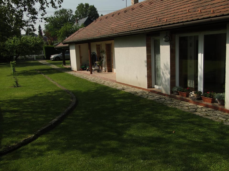 Inner courtyard view