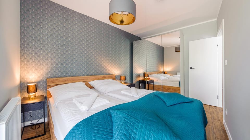 Bed, Bedroom, wardrobe