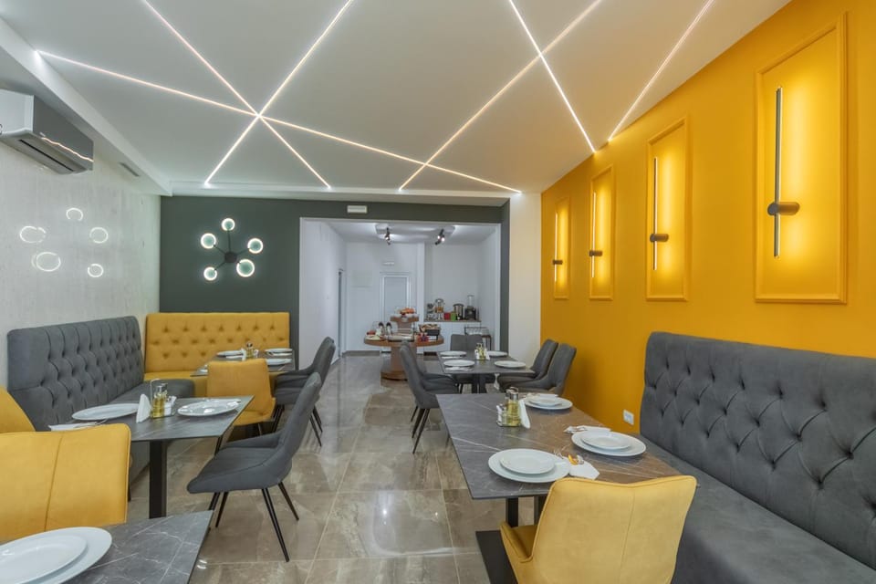 Restaurant/places to eat, Breakfast