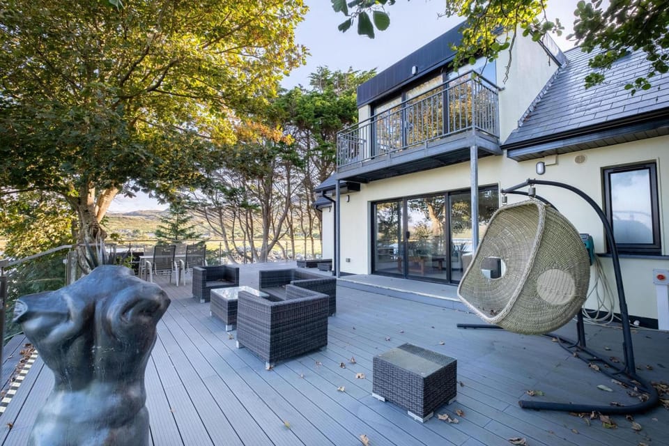 Patio, Garden, Seating area