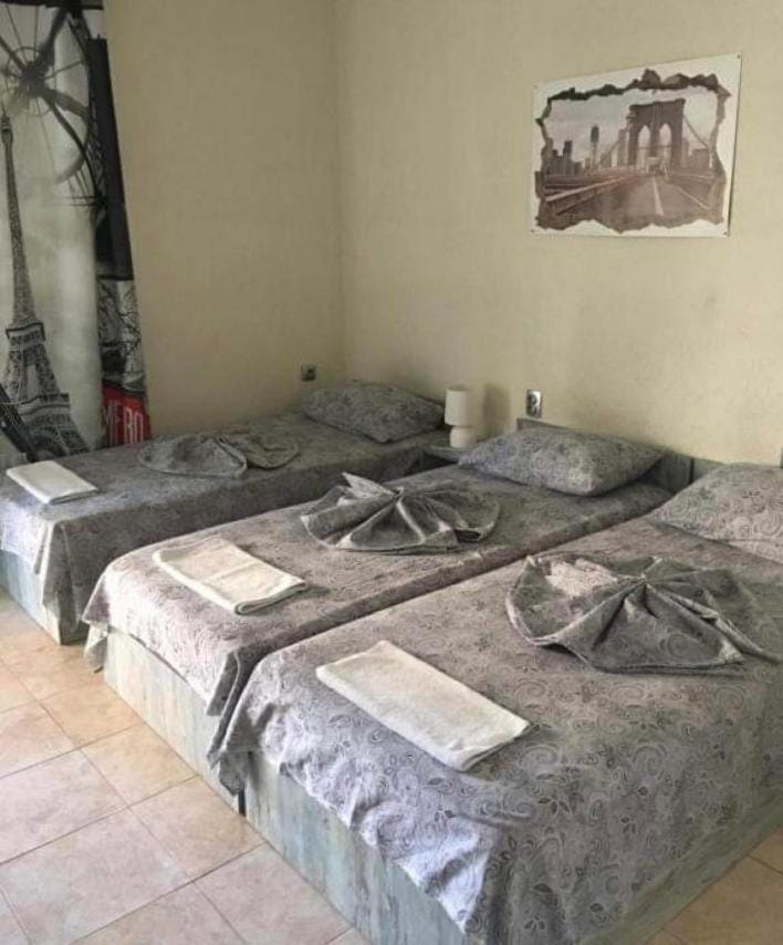 Стаи за гости Дворъ House in Varna