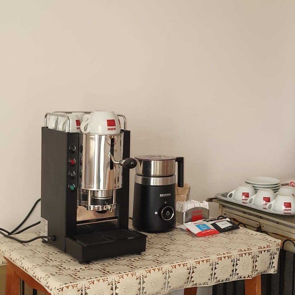 Coffee/tea facilities