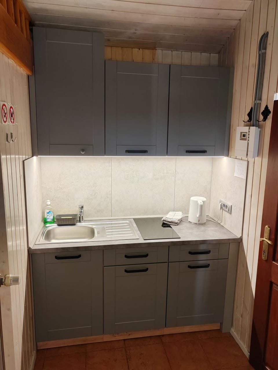 Kitchen or kitchenette, stove