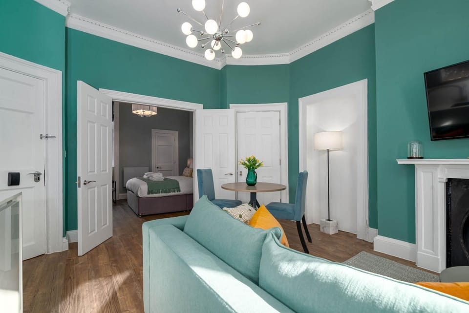 Living room, Bedroom