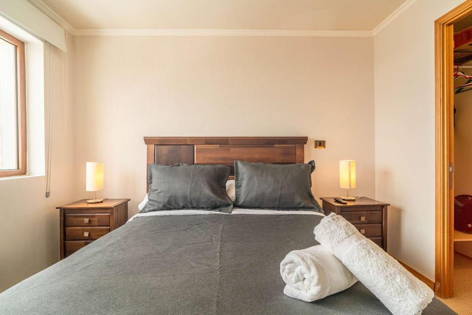 HOM I Edificio Valle Blanco Valle Nevado 2D2B SKI IN&OUT Apartment in San Jose de Maipo
