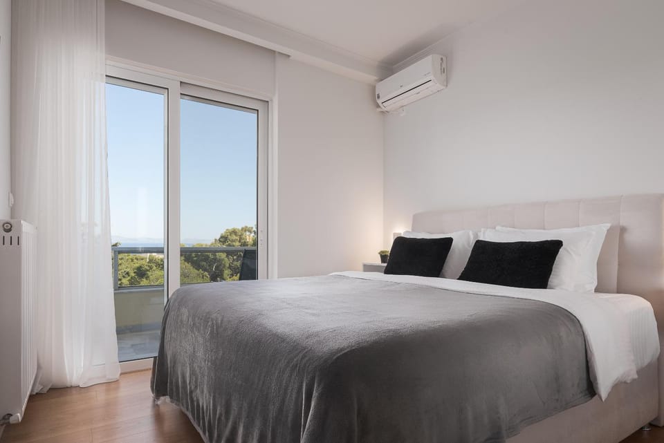 Bed, Bedroom, air conditioner