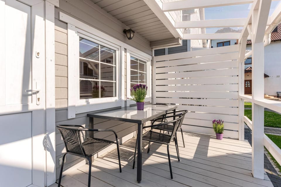 Domki i pokoje Angelo z sauną i jacuzzi- Karwia House in Pomeranian Voivodeship