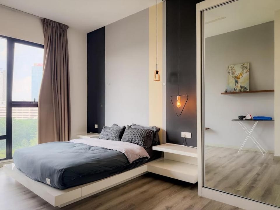 Bed, Photo of the whole room, Bedroom