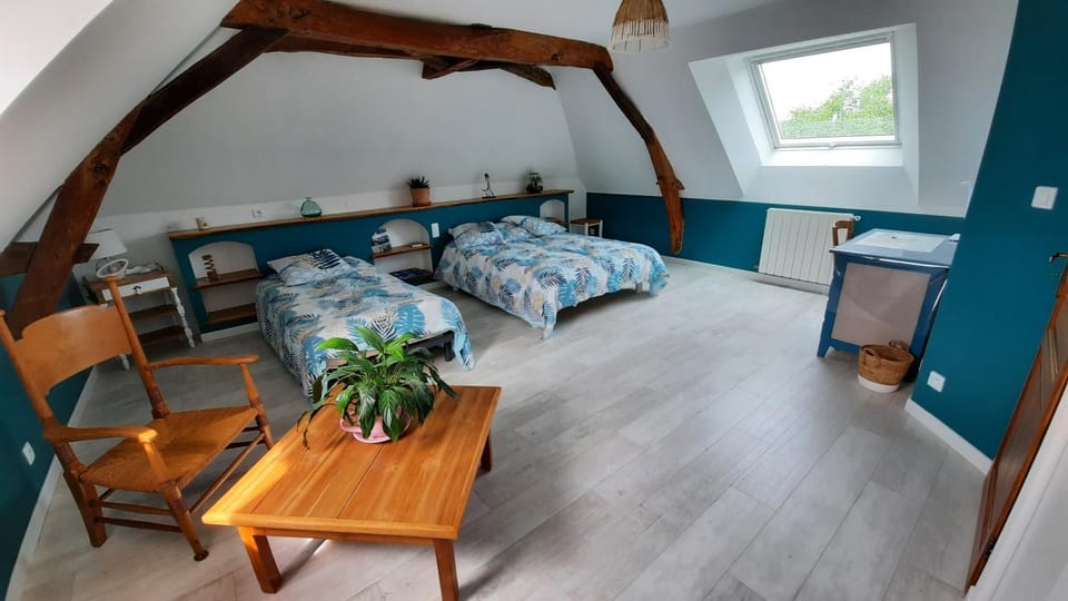 Photo of the whole room