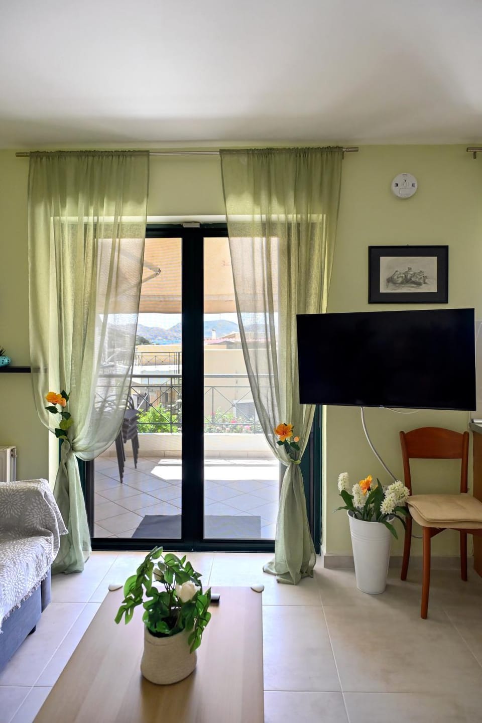 TV and multimedia, Balcony/Terrace, Living room