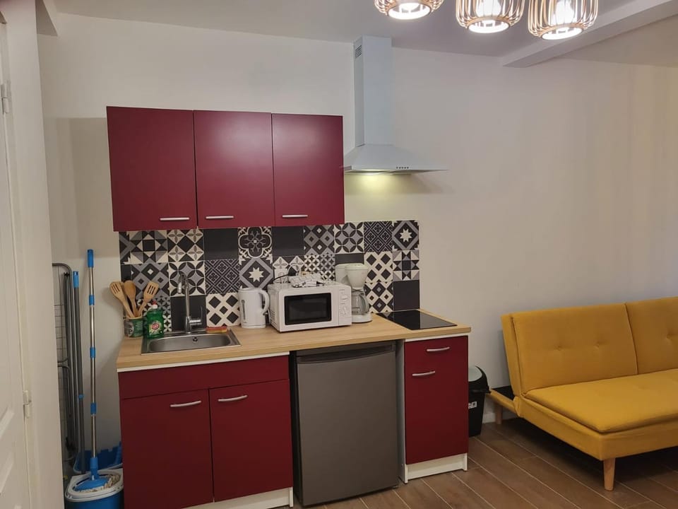 Studio ruffec 10 Apartment in Nouvelle-Aquitaine