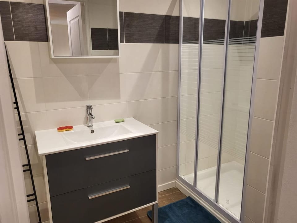 Studio ruffec 10 Apartment in Nouvelle-Aquitaine