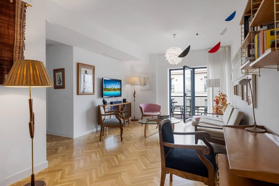 Communal lounge/ TV room, Living room