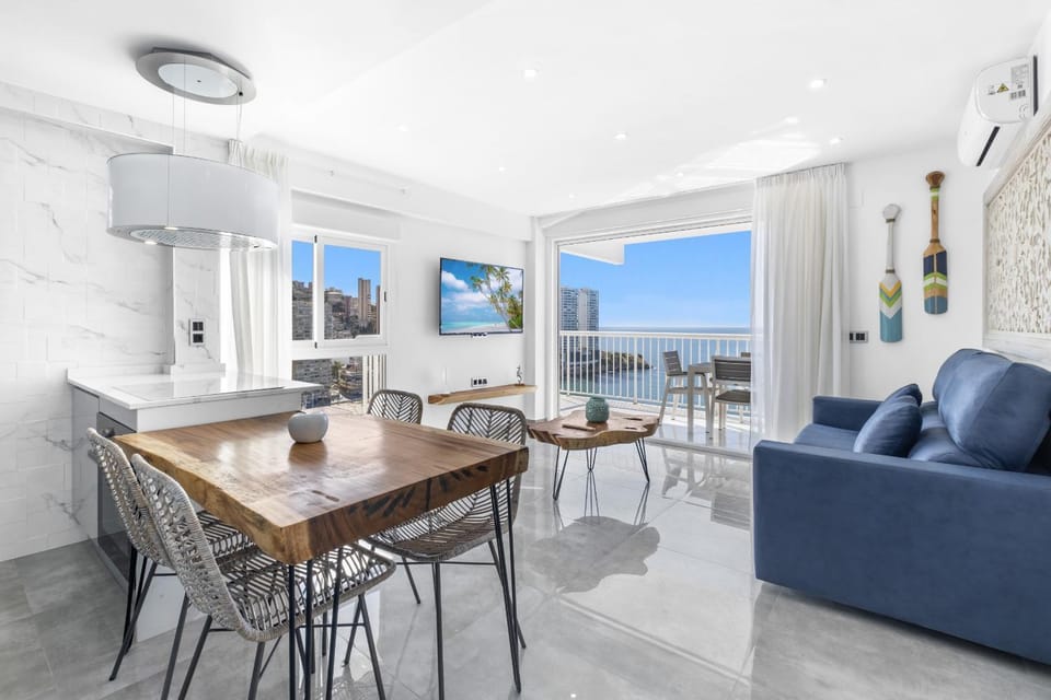 TV and multimedia, Kitchen or kitchenette, Living room, Dining area, Sea view