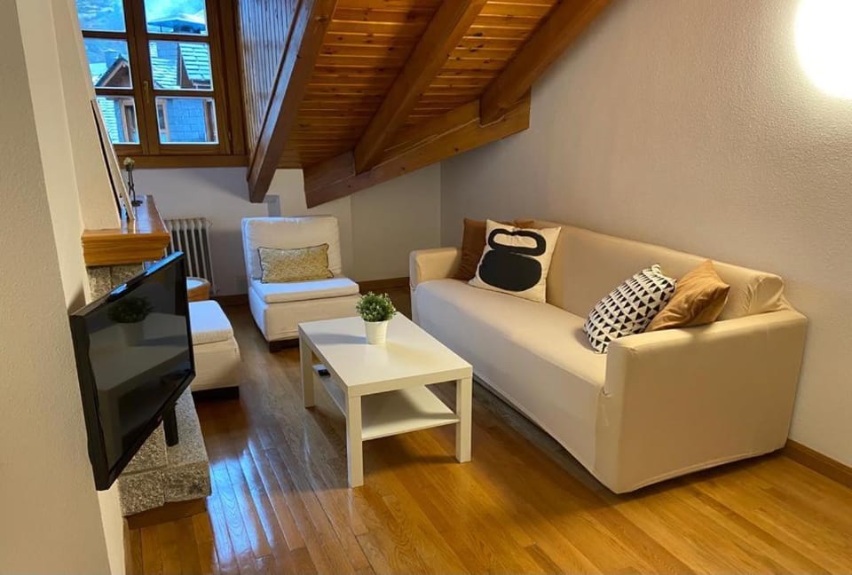 BPIRINEOS-Coronas Apartment in Benasque