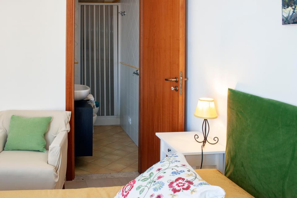 Bathroom, Bedroom