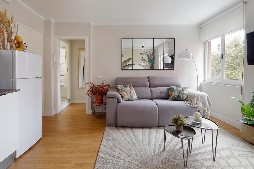 TV and multimedia, Kitchen or kitchenette, Living room, Dining area