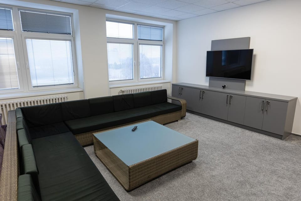 Communal lounge/ TV room, Communal lounge/ TV room, Seating area