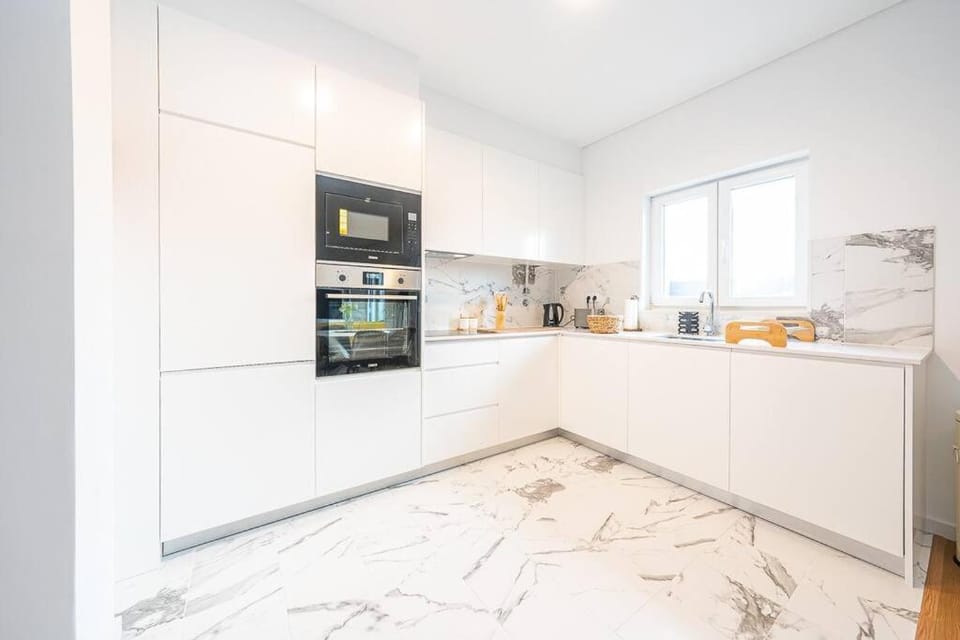 Kitchen or kitchenette, Communal kitchen