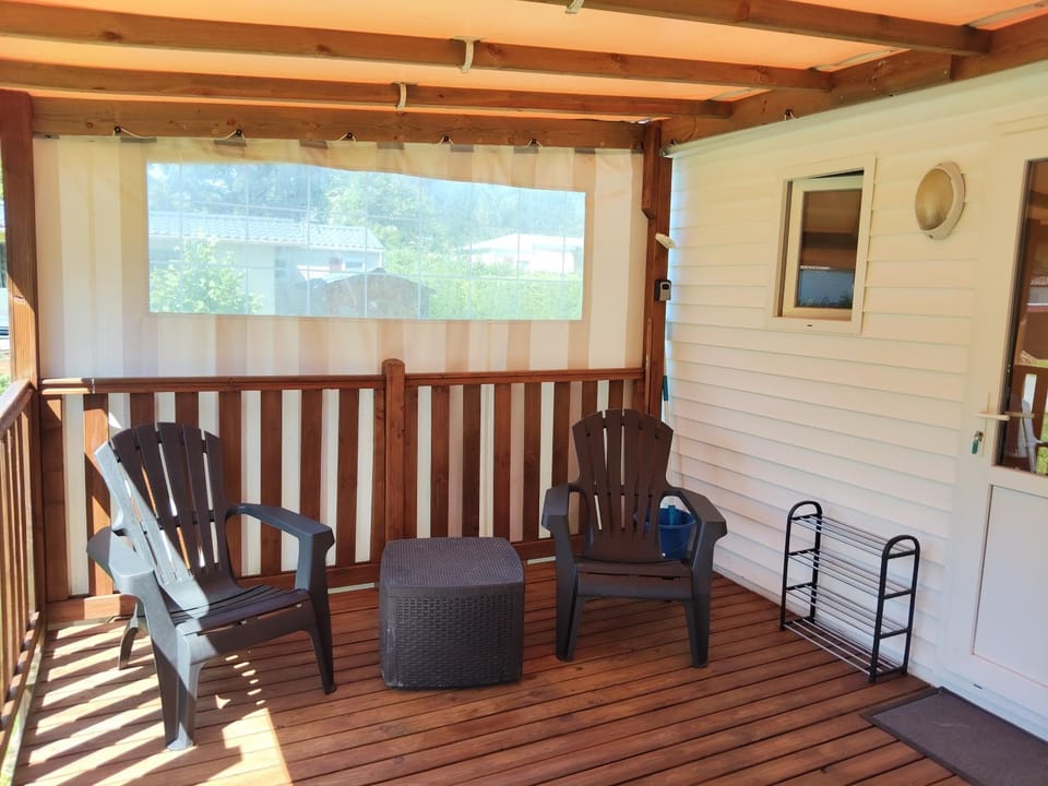Mobil Home for chilling out Camping Park *** House in Occitanie