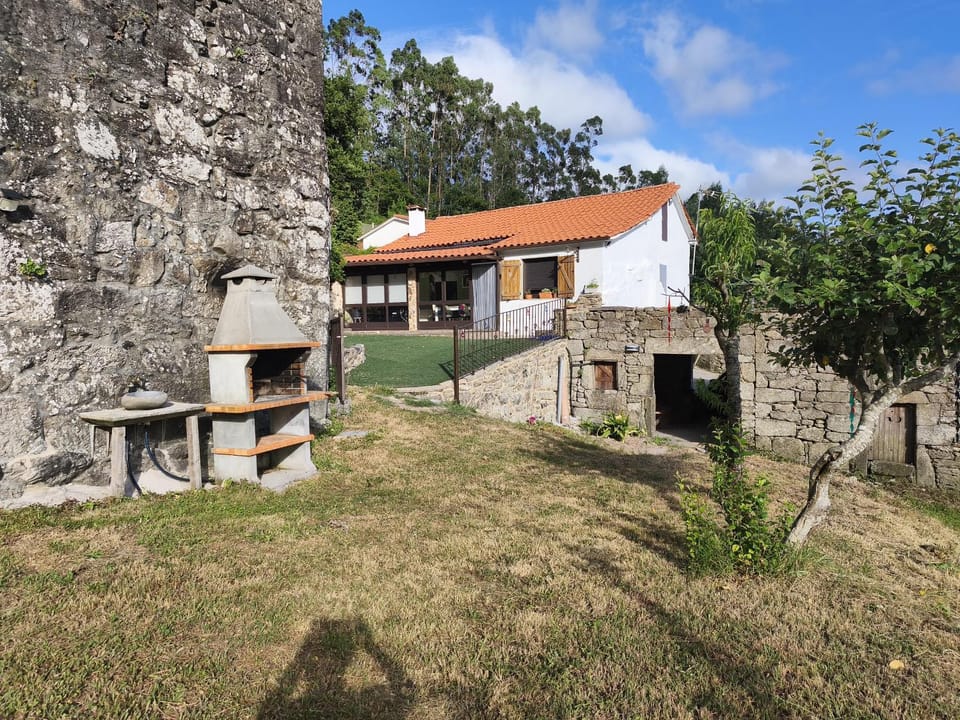 O Remanso Devesa House in Galicia