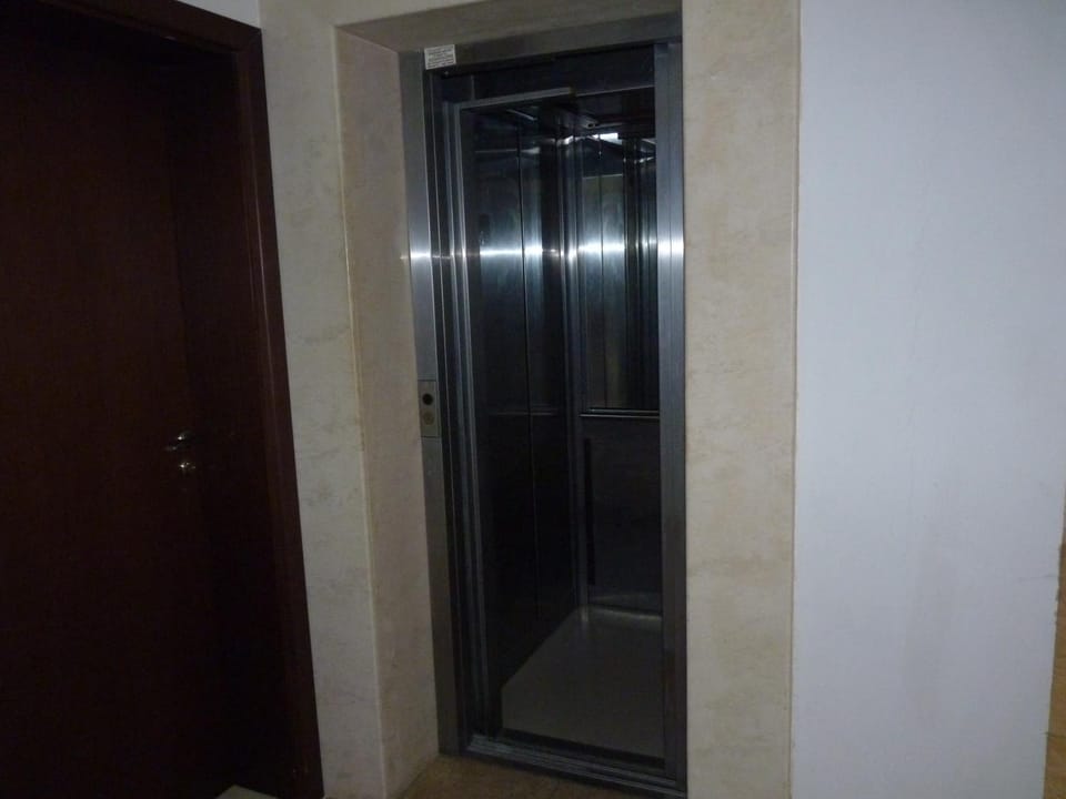 elevator