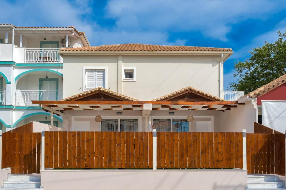 Iris & Rhea junior suites Apartment in Zakynthos, Greece