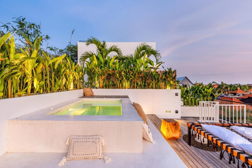 Natural landscape, Balcony/Terrace, Pool view, Swimming pool