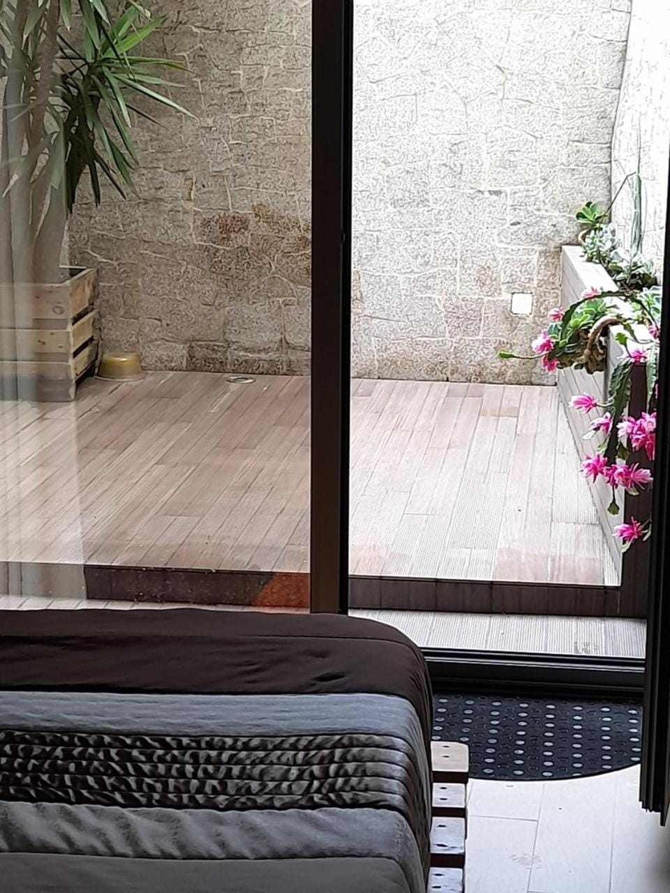 Property building, View (from property/room), Balcony/Terrace